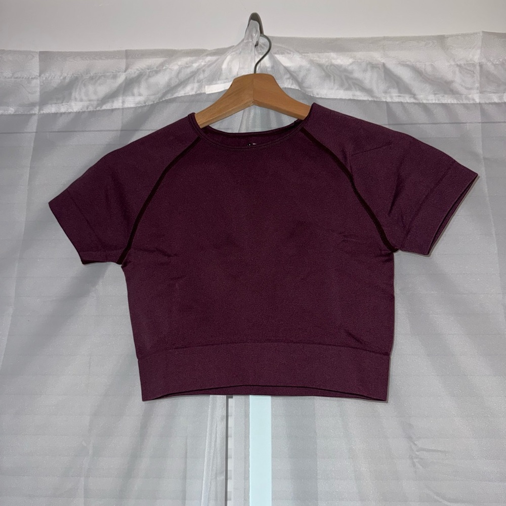 SHEIN Women's Burgundy Sports T-shirt
